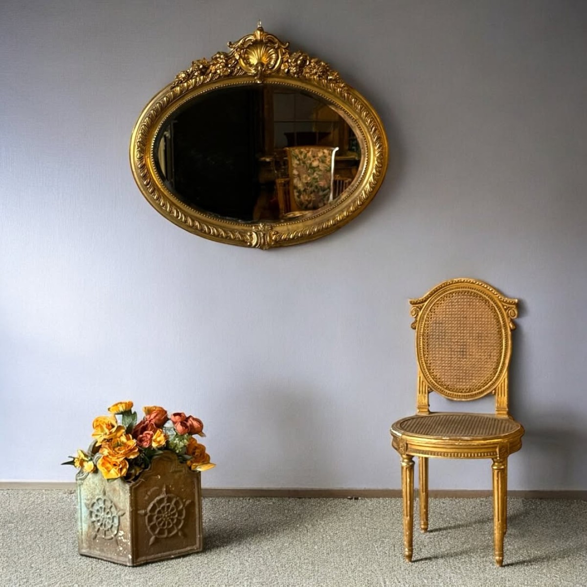 1980’ler Oval Altın Varaklı Klasik Ayna