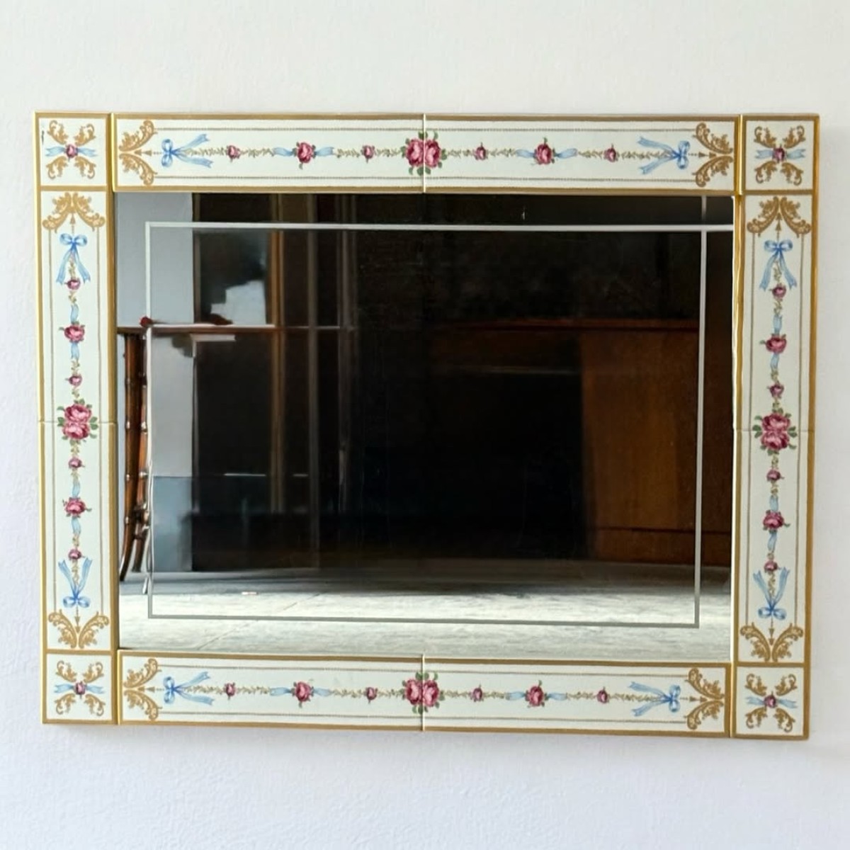 İtalyan Capodimonte Duvar Aynası