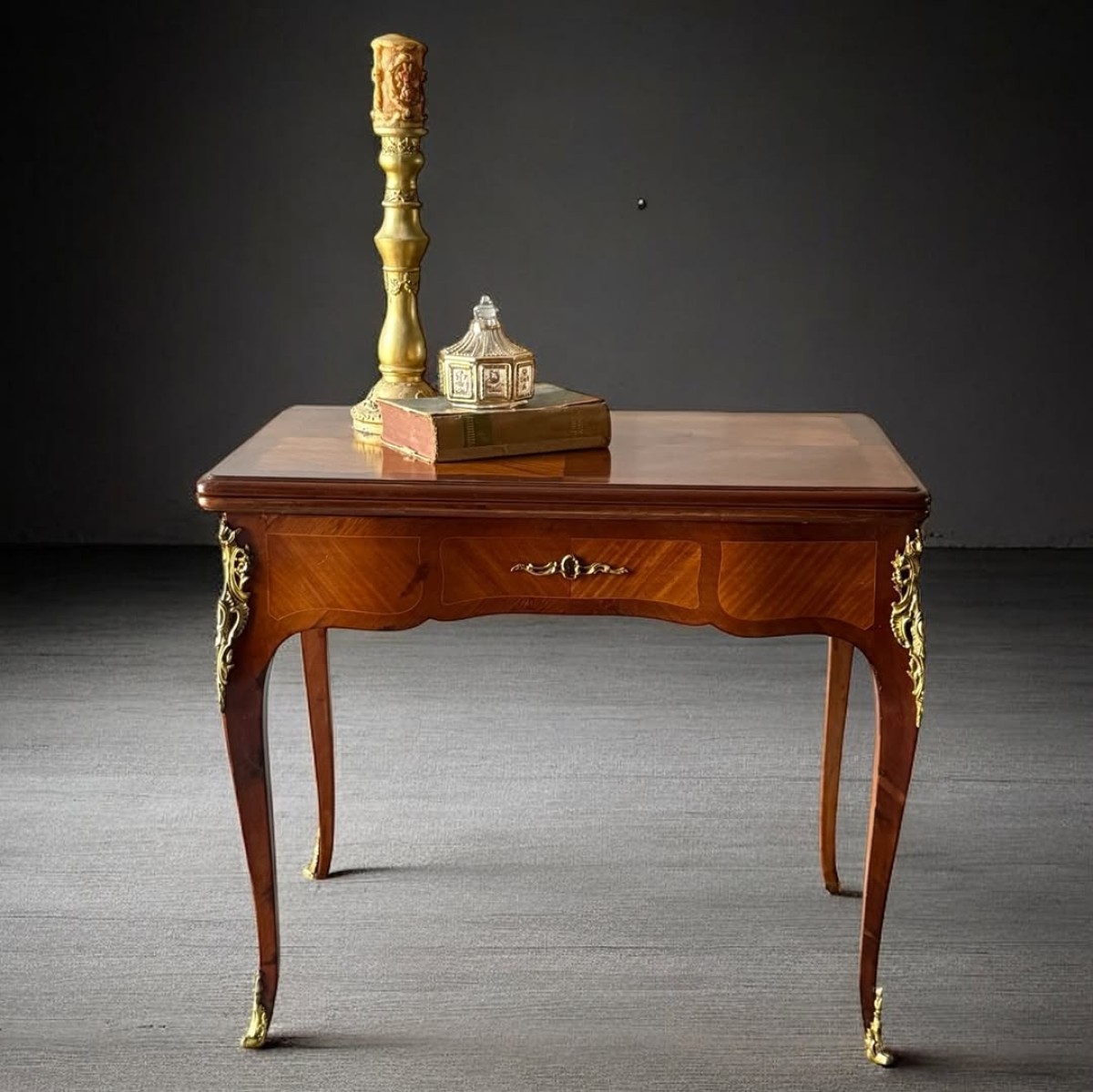 19. Yüzyıl Sonu Fransız Louis XVI Stili Oyun Masası