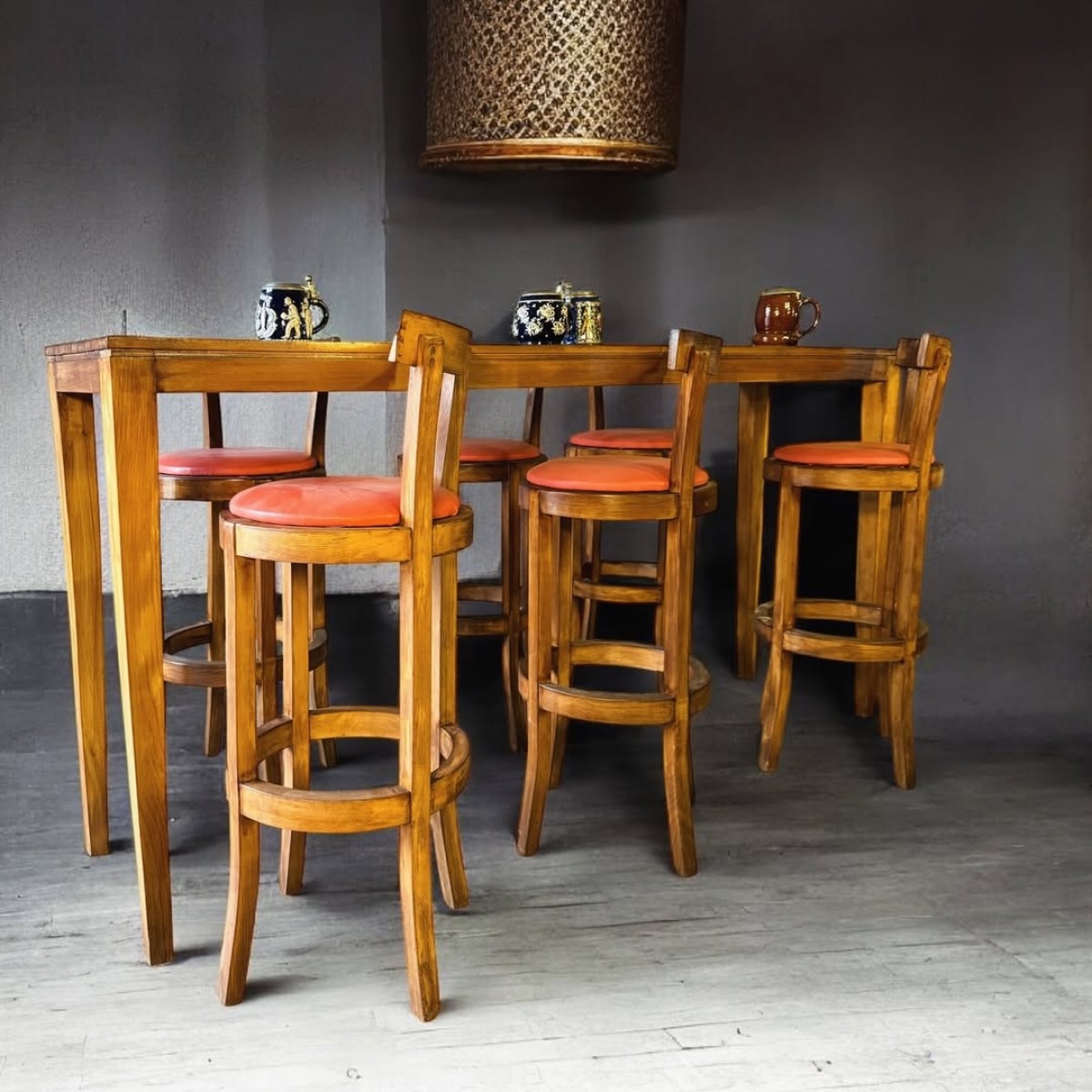 1980’ler Masif Ahşap ve Deri Döşemeli Bistro Seti